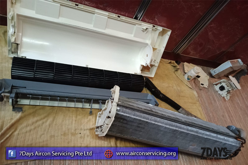 aircon-is-leaking5